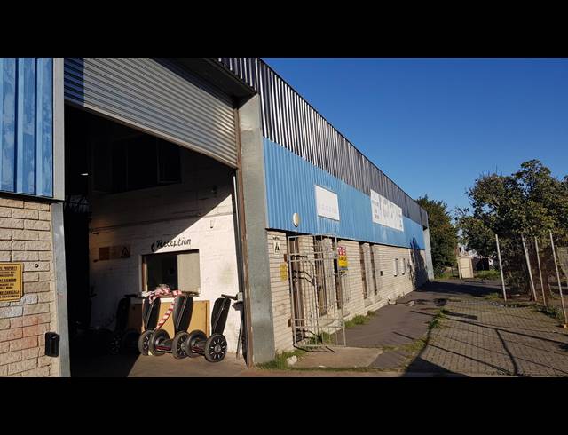 1,580M² FACTORY TO LET IN BRACKENFELL INDUSTRIAL